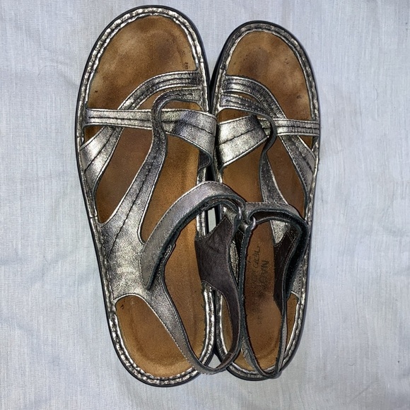 Naot size 41 sparkly bronze Sandals Velcro Ankle /toe Straps & Wedge sole - Picture 13 of 16